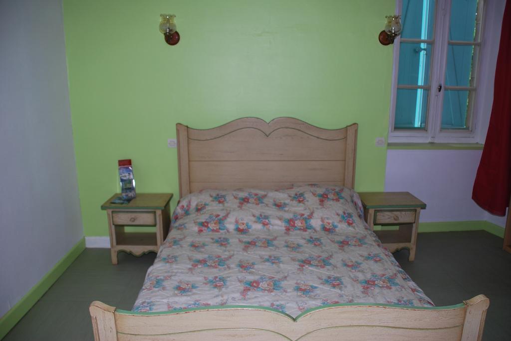 Chambres D'Hotes Le Clos Ambels Ambialet Номер фото
